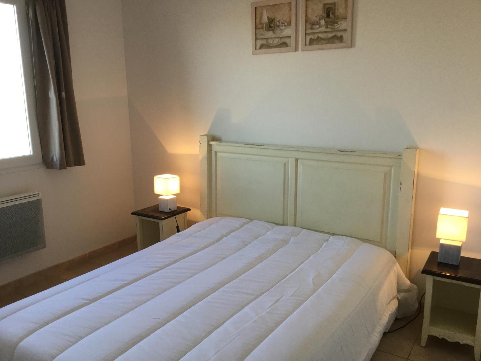 Charming Rental With Shared-Pool In The Alpilles. Mouries Exteriör bild